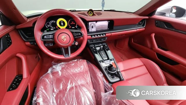 Porsche 911(992) id 4321601 из Кореи 31