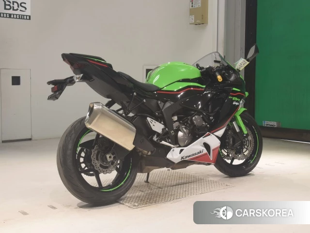 Проданный Kawasaki ZX-6R NINJA ABS 2021 из Японии, фото 5