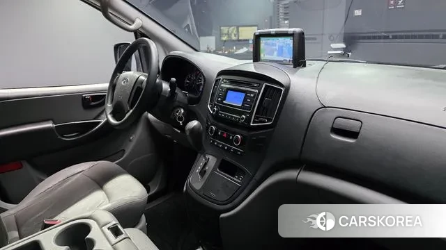 Hyundai The New Grand Starex id 3692856 из Кореи 17