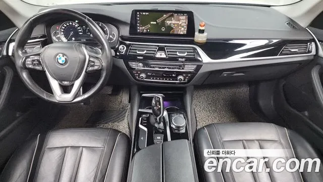 BMW 5 Series (G30) id 2700118 из Кореи 17