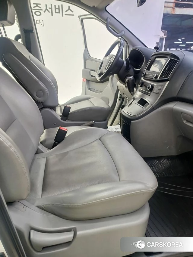 Hyundai The New Grand Starex id 4357077 из Кореи 15