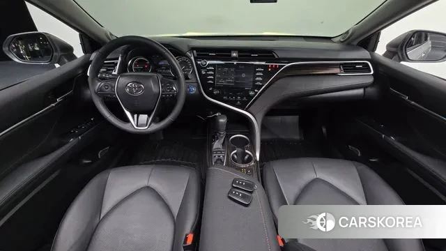 Toyota Camry (XV70) id 3520509 из Кореи 17