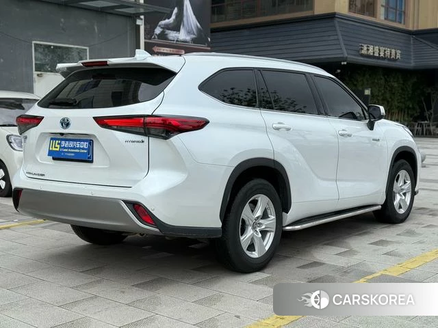 Toyota Highlander id 4276567 из Китая 8