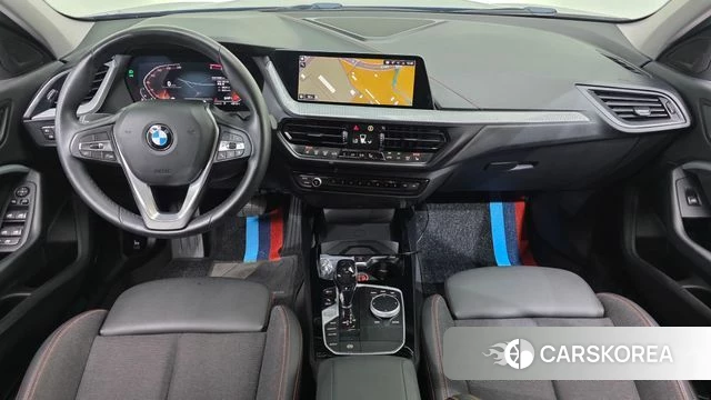 BMW 1 Series (F40) id 4688511 из Кореи 27