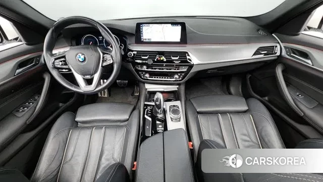 BMW 5 Series (G30) id 3203886 из Кореи 17