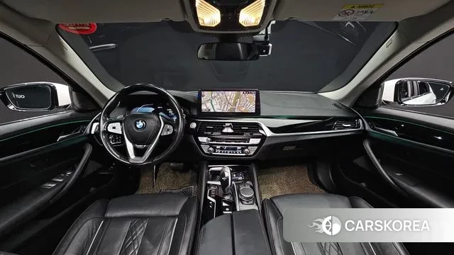 BMW 5 Series (G30) id 3556799 из Кореи 17