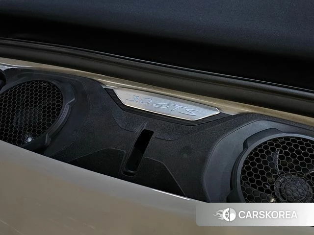 Porsche 911(992) id 4572695 из Кореи 17