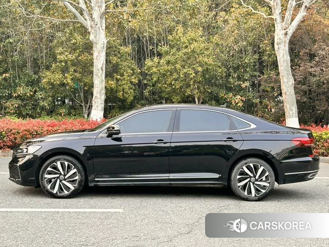 Volkswagen Passat id 4273297 из Китая 13