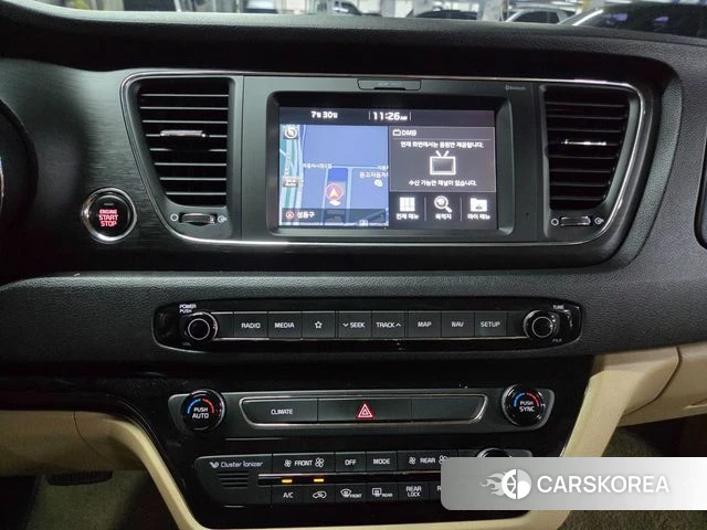 Kia The New Carnival id 4652104 из Кореи 17