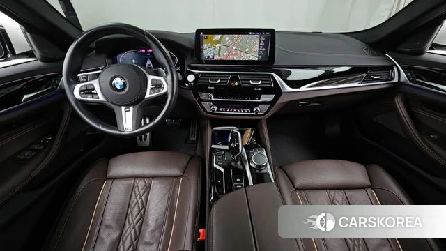 BMW 5 Series (G30) id 3806181 из Кореи 17