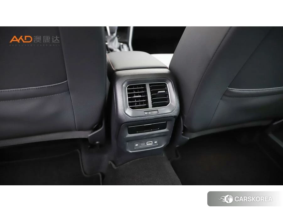 Volkswagen Tiguan L id 4440838 из Китая 7