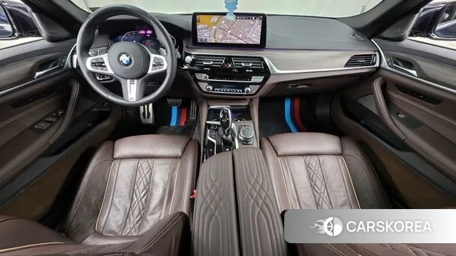 BMW 5 Series (G30) id 3650976 из Кореи 17