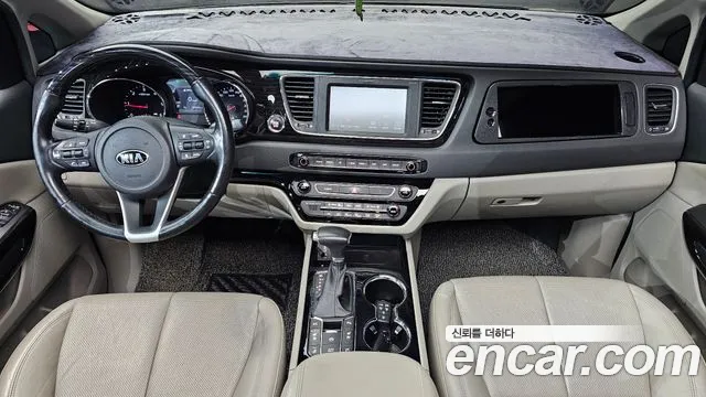 Kia The New Carnival id 2340002 из Кореи 17