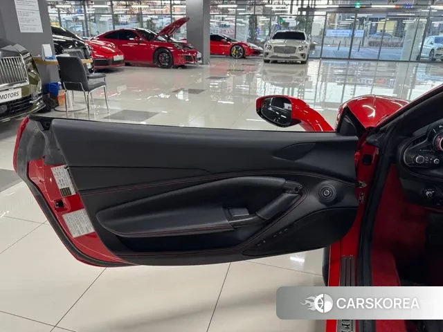 Ferrari F8 Spider id 3463780 из Кореи 15