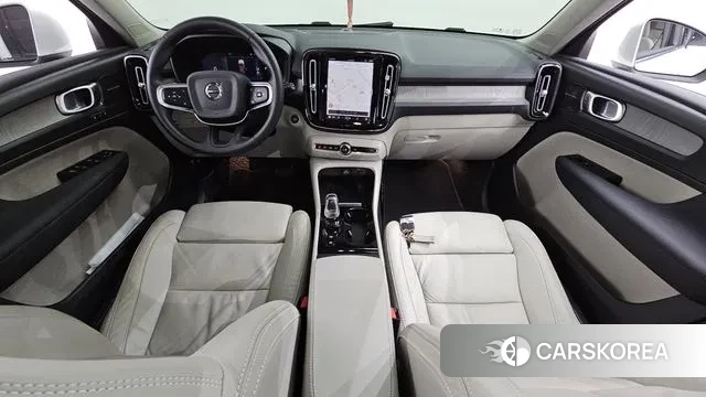 Volvo XC40 id 3268207 из Кореи 17