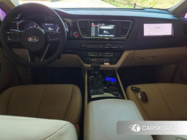 Kia All New Carnival id 3925173 из Кореи 17