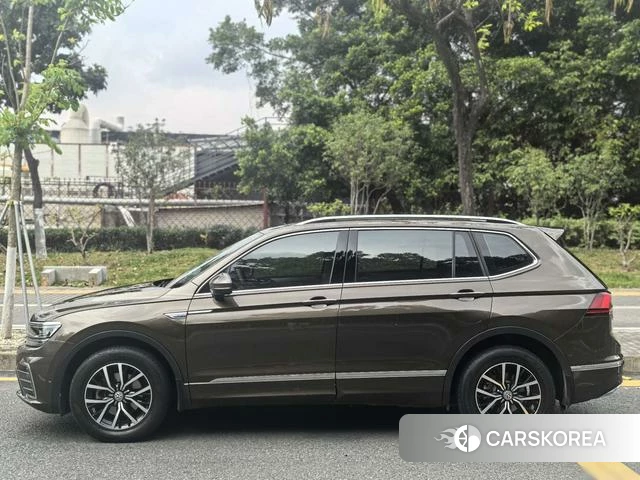 Volkswagen Tiguan L PHEV id 4213021 из Китая 19