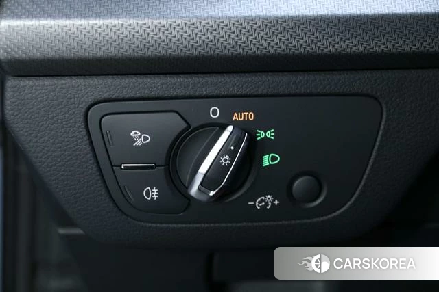 Audi Q5L id 4298530 из Китая 17
