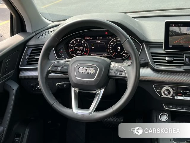 Audi Q5L id 4290546 из Китая 16