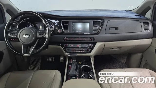 Kia The New Carnival id 2937311 из Кореи 17