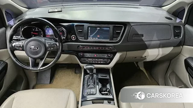 Kia All New Carnival id 3330850 из Кореи 17