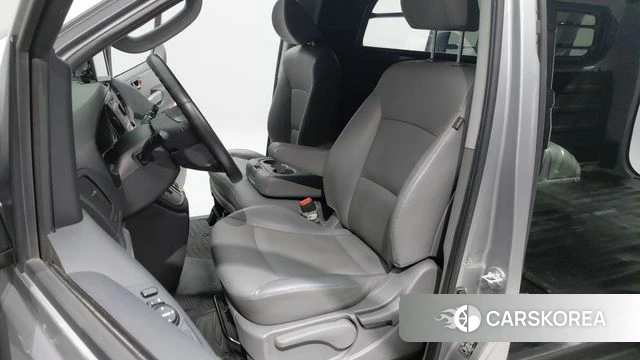 Hyundai The New Grand Starex id 4899706 из Кореи 17