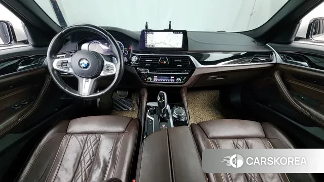 BMW 5 Series (G30) id 3627188 из Кореи 17