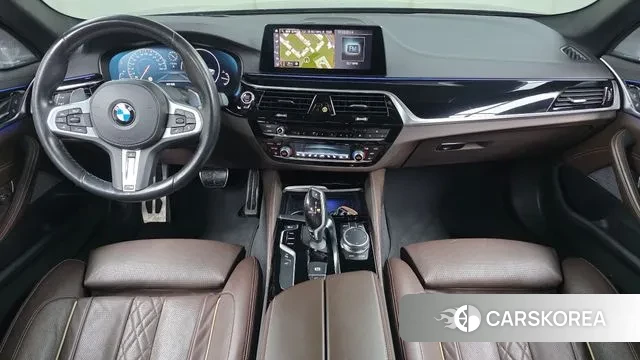 BMW 5 Series (G30) id 3407858 из Кореи 17