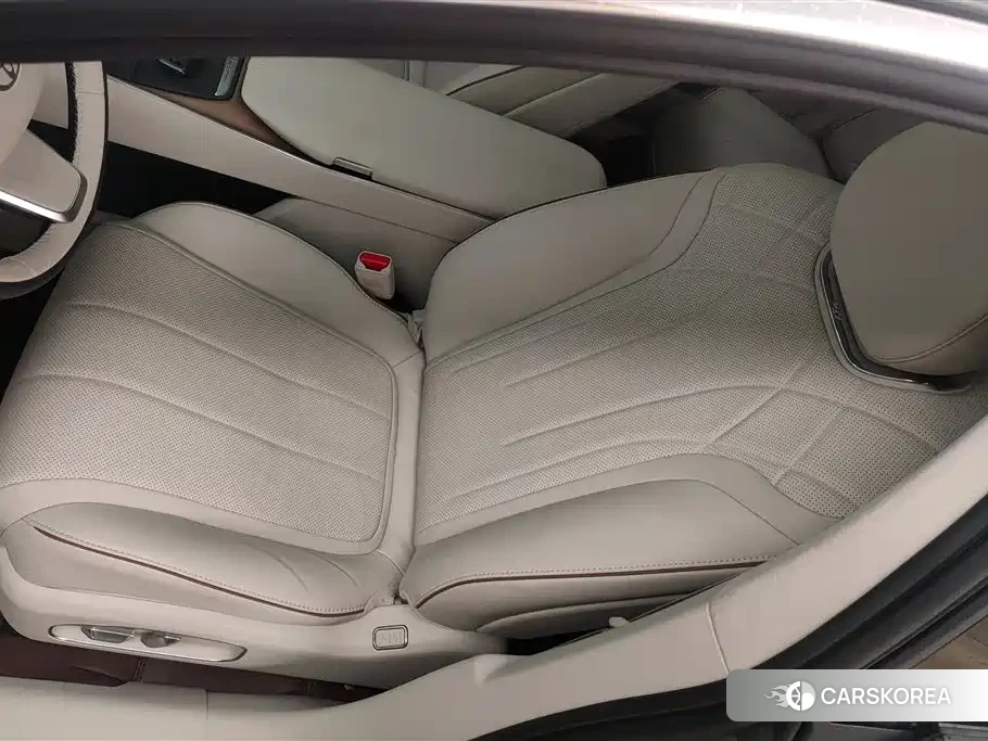 Toyota Platinum Wisdom 7 id 4539252 из Китая 13