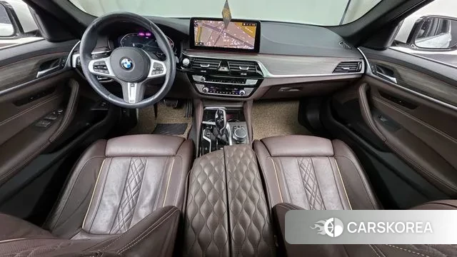 BMW 5 Series (G30) id 3597949 из Кореи 17