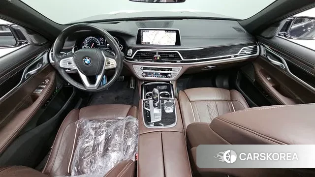 BMW 7 Series (G11) id 3626963 из Кореи 17