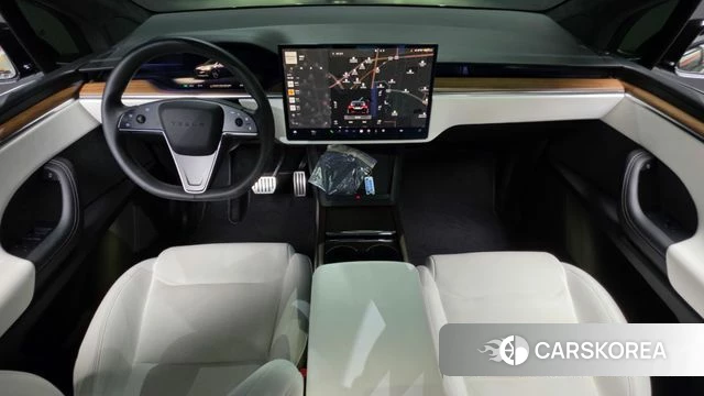 Tesla Model X id 4584982 из Кореи 17