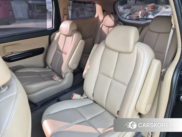 Kia The New Carnival id 3494454 из Кореи 17