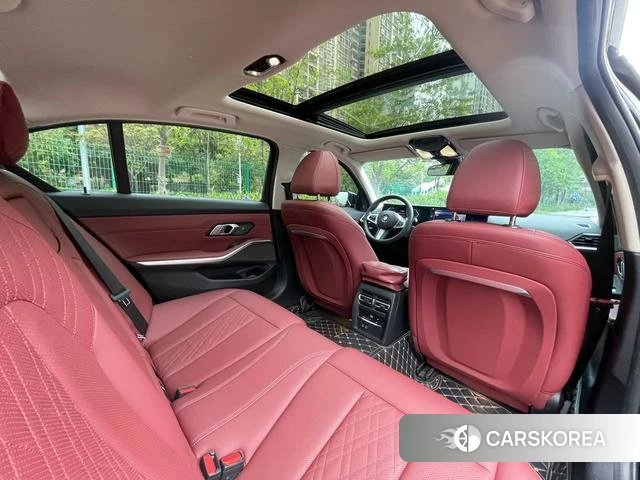 BMW 3 series id 4387597 из Китая 18