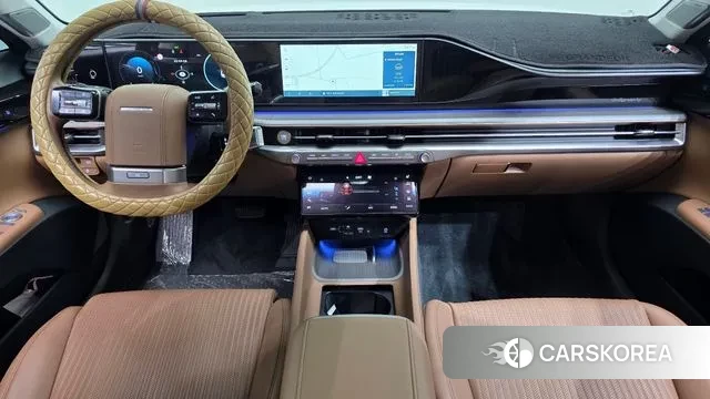 Hyundai Grandeur (GN7) id 3467673 из Кореи 17