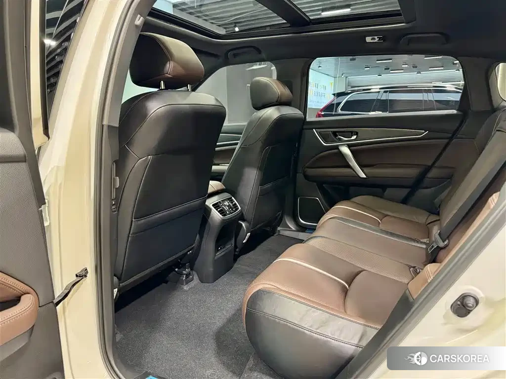 Honda UR-V id 4583610 из Китая 27
