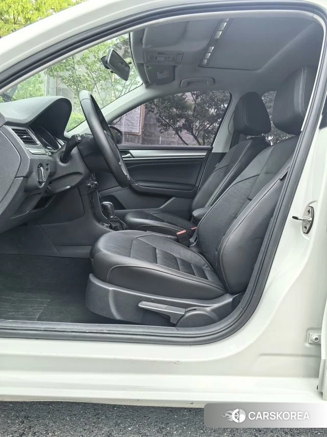 Volkswagen Bora id 4211919 из Китая 7