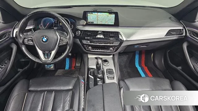 BMW 5 Series (G30) id 3039423 из Кореи 17