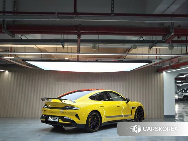 Xiaomi Car Xiaomi SU7 Ultra id 3908772 из Китая 18