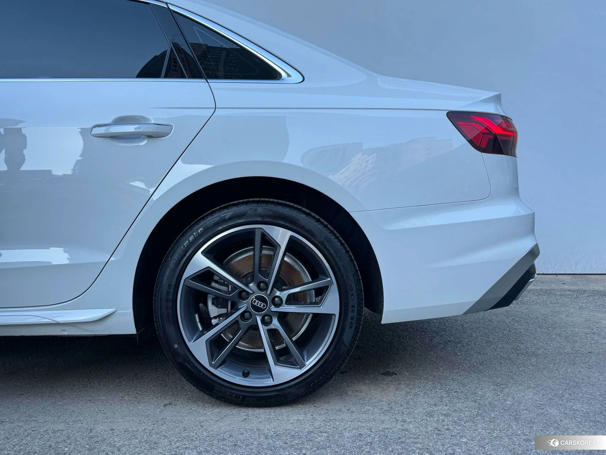 Audi A4L id 4455537 из Китая 22
