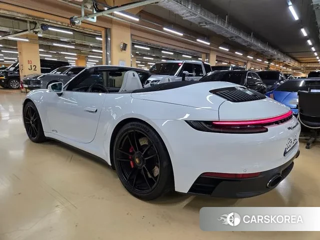Porsche 911(992) id 3462758 из Кореи 17
