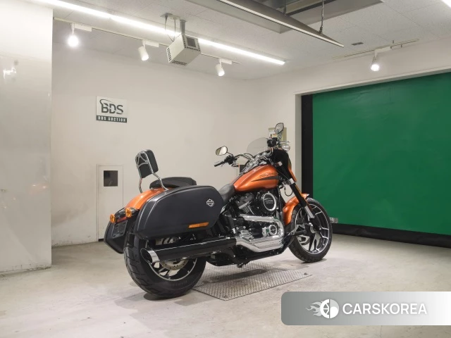 Проданный Harley-Davidson Softail Sport Glide FLSB1750 2019 из Японии, фото 5