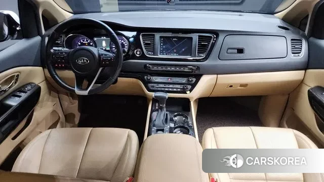 Kia The New Carnival id 3449678 из Кореи 17