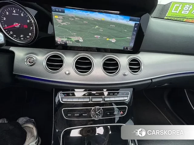 Mercedes-Benz E-Class W213 id 2995754 из Кореи 17