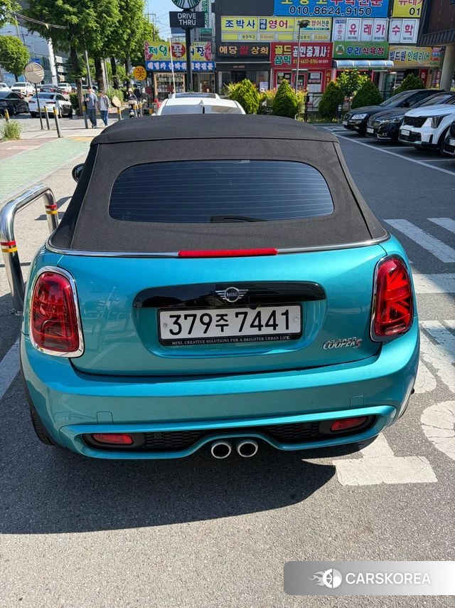 Mini Cooper S Convertible id 4304157 из Кореи 7