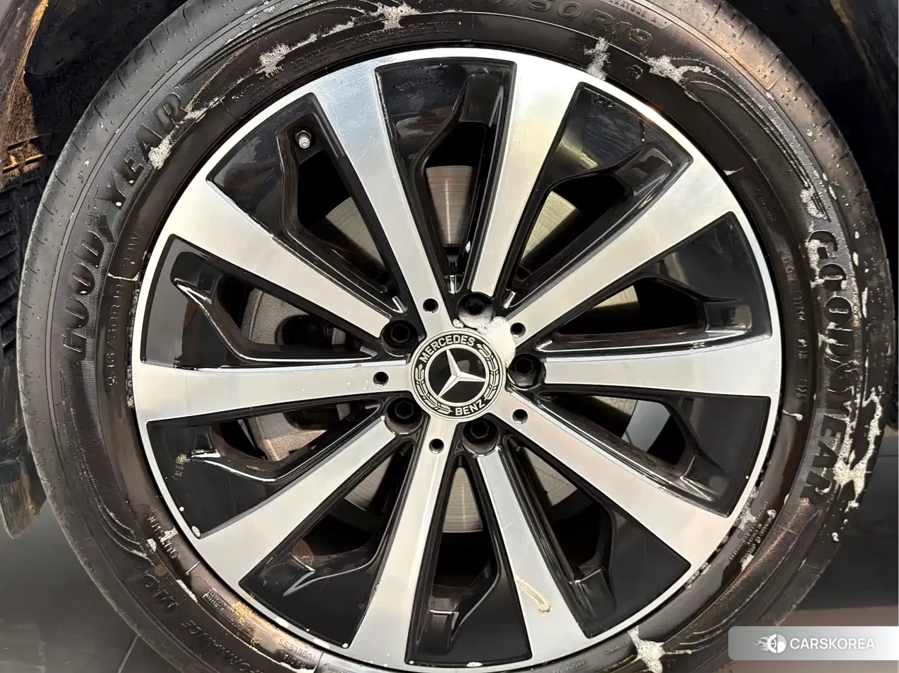 Mercedes-Benz GLB id 4622491 из Китая 15