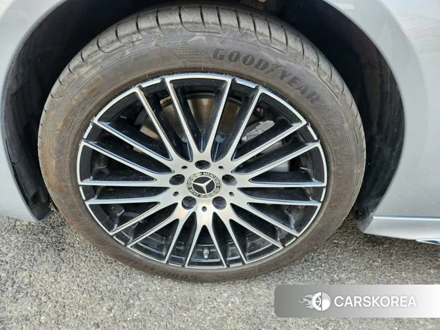 Mercedes-Benz Class C id 4256046 из Китая 11