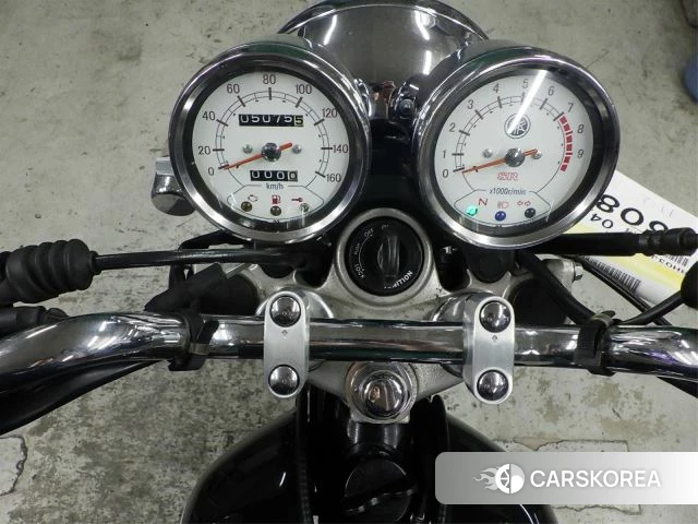 Yamaha SR 400 id 3945450 из Японии 31