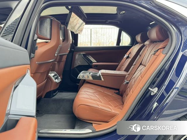 BMW 7 series id 4265478 из Китая 26