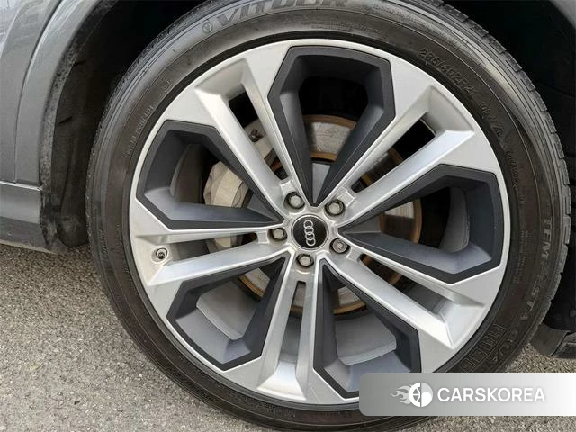 Audi Q7 id 4333619 из Китая 10